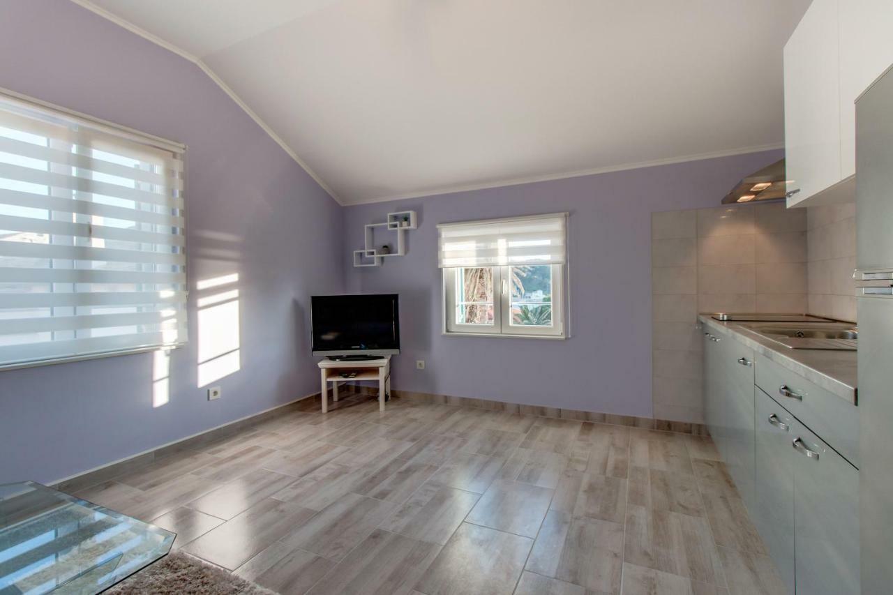 Apartman Leon & Rent A Quad Mali Lošinj Exterior foto
